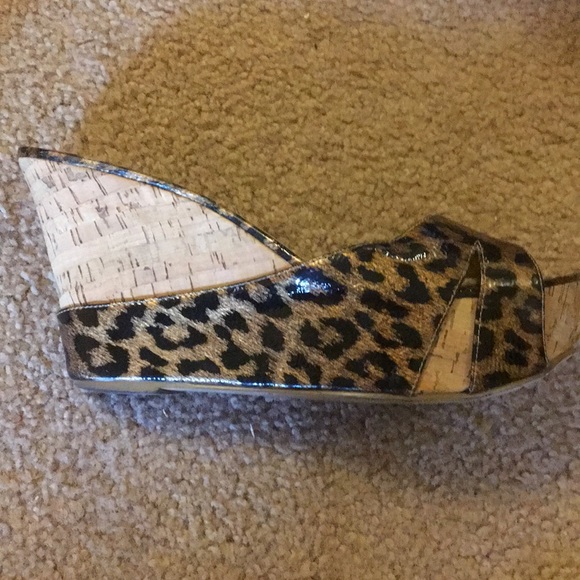 Steve Madden Cheetah Wedges - Picture 5 of 5